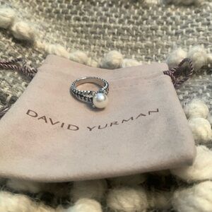 David Yurman Pearl and 925 sterling silver ring